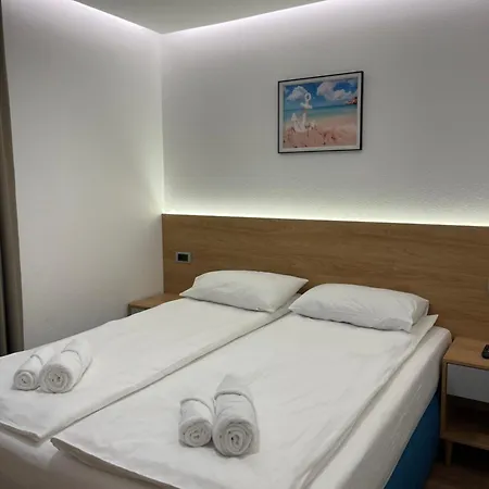 As Srebrno Jezero Apartment