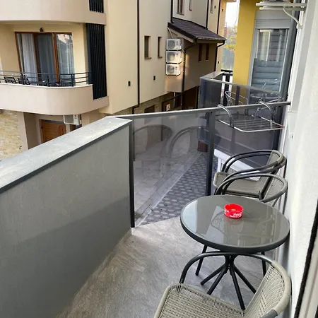 Apartament As Srebrno Jezero *