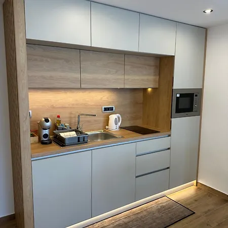 Apartament As Srebrno Jezero *