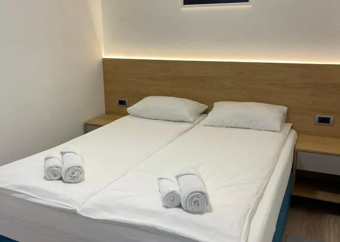 As Srebrno Jezero Veliko Gradište